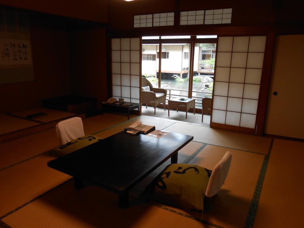 Arai Ryokan Shizuoka Room photo