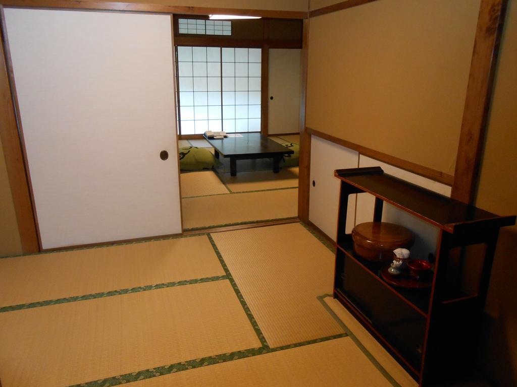 Arai Ryokan Shizuoka Room photo
